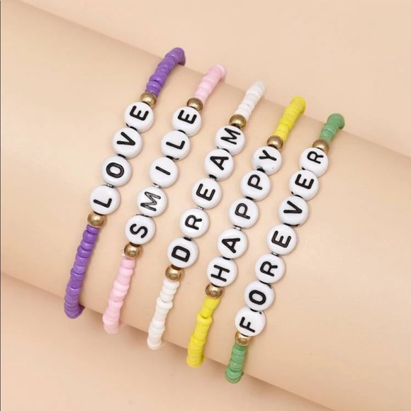 🆕 5 Pc. Bead Bracelet Set - Picture 2 of 4